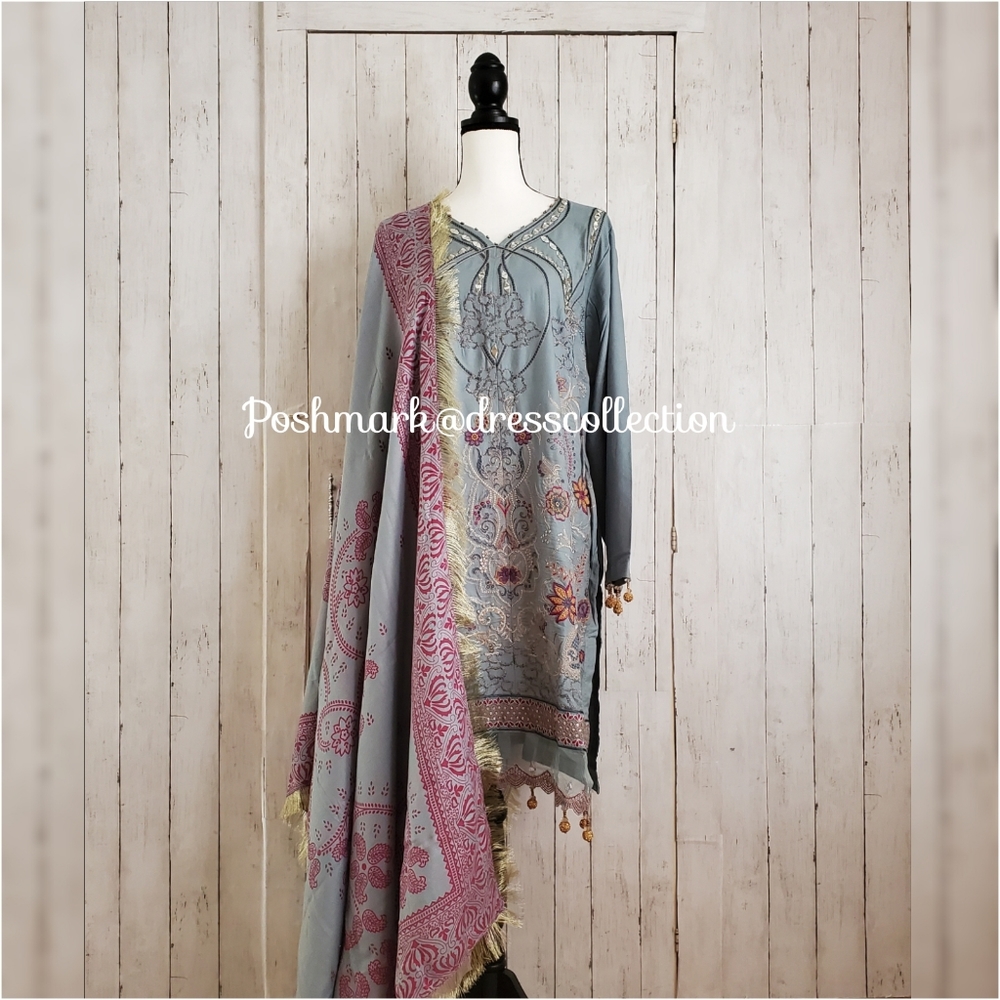 NWT Simrans Pret 4 Piece Pakistani Outfit